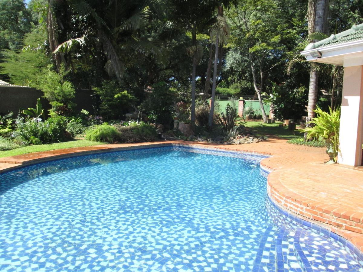 12 Fleetwood Bed & Breakfast Harare Ngoại thất bức ảnh