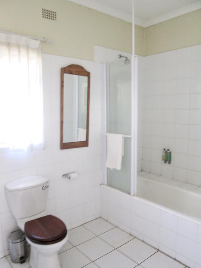 12 Fleetwood Bed & Breakfast Harare Ngoại thất bức ảnh