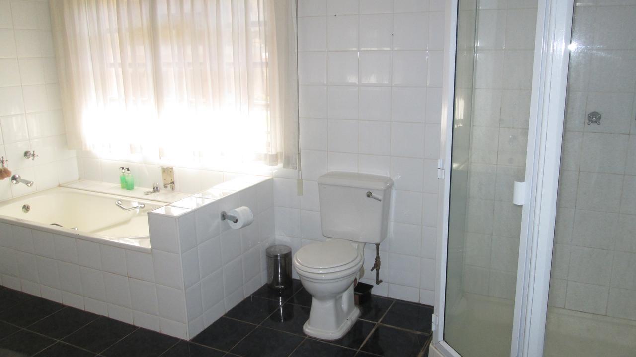 12 Fleetwood Bed & Breakfast Harare Ngoại thất bức ảnh
